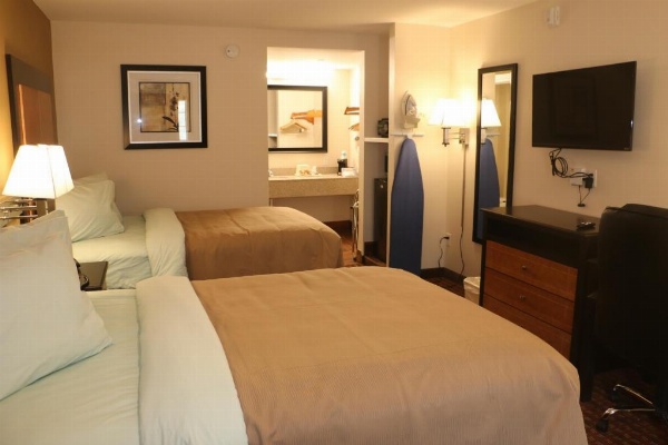 Pelican Inn image 4